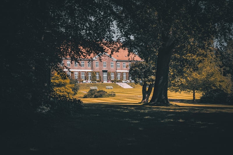 Historic Mansion Settings